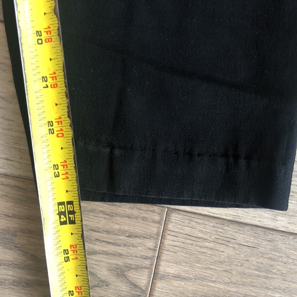 Eileen Fisher Pleated Black Effortless Pants - Picture 6 of 8